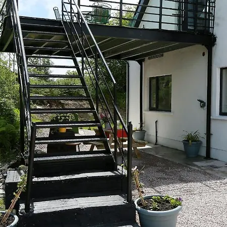 Luxury 6 Bedroom Spiddal Villa, Jacuzzi, Balcony * غالواي