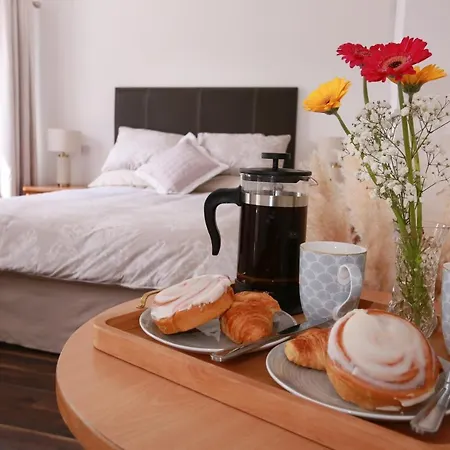 Luxury 6 Bedroom Spiddal Villa, Jacuzzi, Balcony * Голуэй