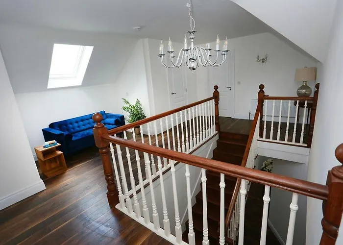 Luxury 6 Bedroom Spiddal Villa, Jacuzzi, Balcony Вилла Голуэй