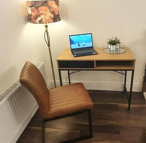 Luxury 6 Bedroom Spiddal Villa, Jacuzzi, Balcony Вилла