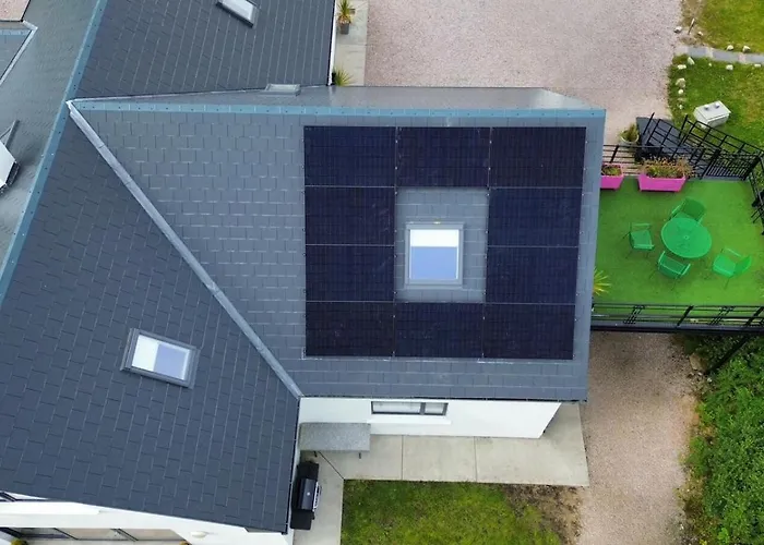 Вилла Luxury 6 Bedroom Spiddal Villa, Jacuzzi, Balcony