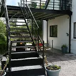 Luxury 6 Bedroom Spiddal Villa, Jacuzzi, Balcony * Galway