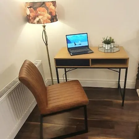 Luxury 6 Bedroom Spiddal Villa, Jacuzzi, Balcony Vila