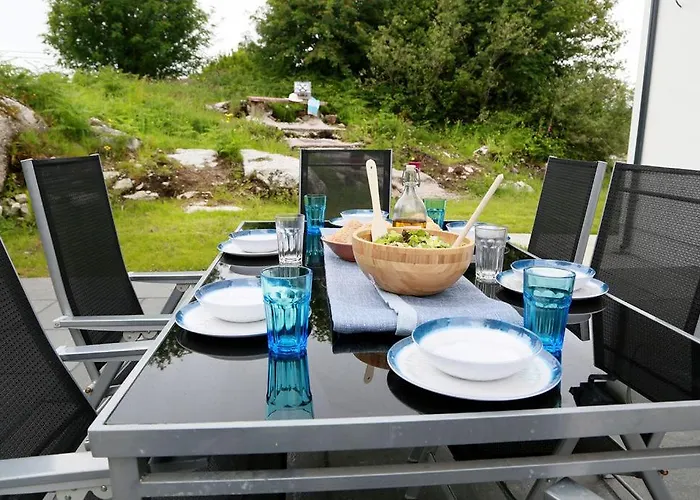 Luxury 6 Bedroom Spiddal Villa, Jacuzzi, Balcony * ゴールウェイ