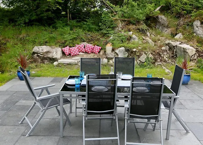 Luxury 6 Bedroom Spiddal Villa, Jacuzzi, Balcony ヴィラ ゴールウェイ